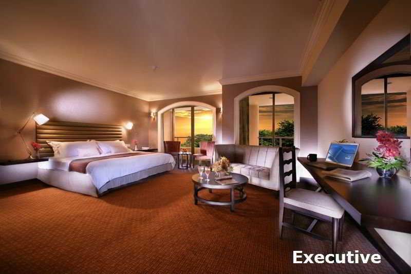 Orchard Rendezvous Hotel By Far East Hospitality Singapore Room photo